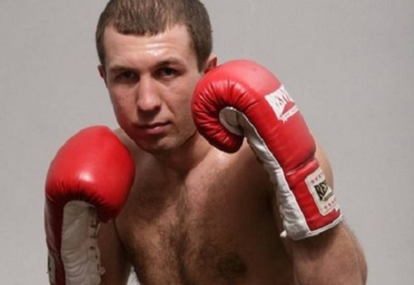 Федченко будет драться с Уазгари