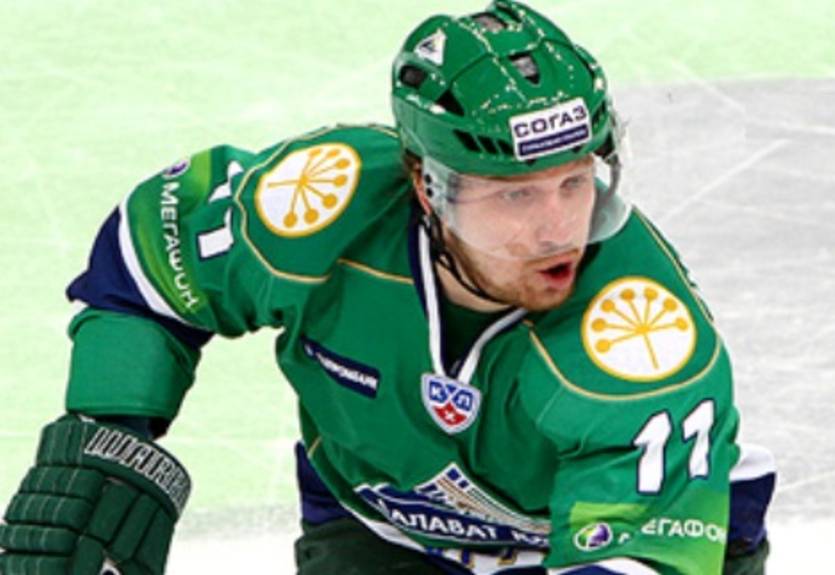 КХЛ. Салават Юлаев расторг контракт с Трубачевым
