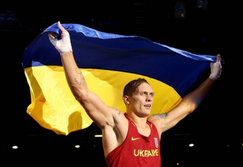 Усик: "О профессиональной карьере буду думать позже"