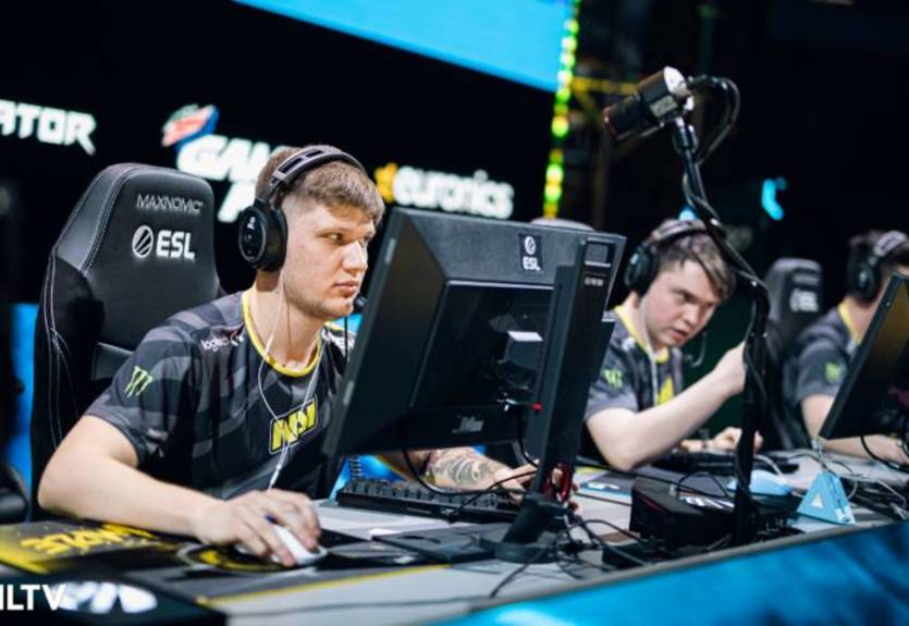 NaVi - Heroic: онлайн-трансляция матча DreamHack Masters Spring 2021
