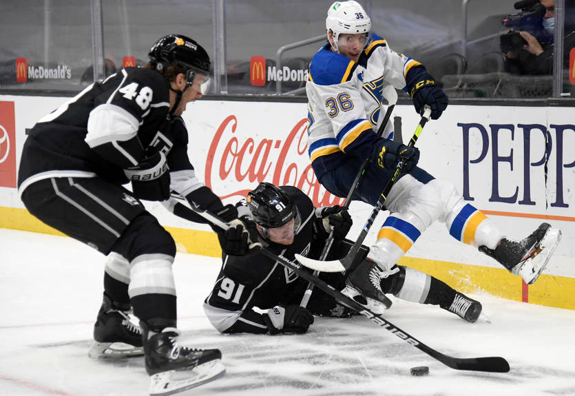 НХЛ: Сент-Луис в овертайме обыграл Лос-Анджелес, Виннипег уступил Ванкуверу НХЛ: Сент-Луис в овертайме обыграл Лос-Анджелес, Виннипег уступил Ванкуверу