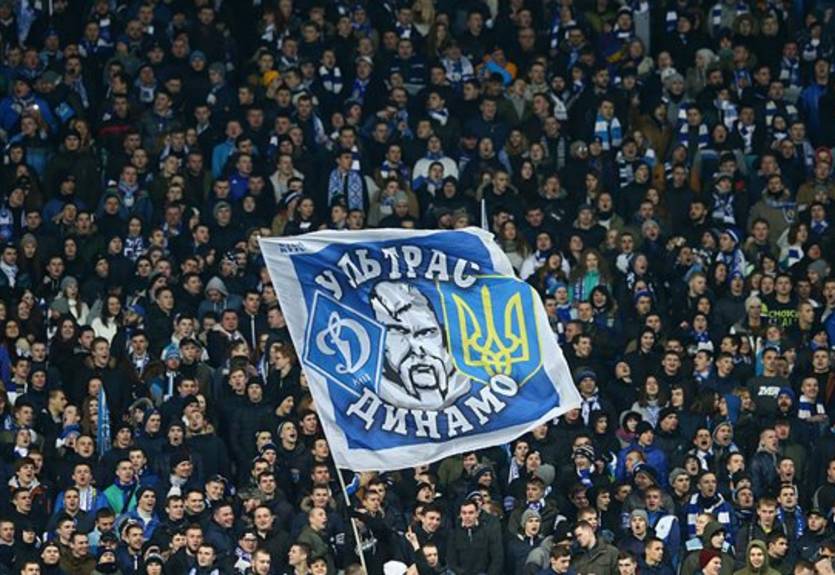 Фанаты Динамо подрались с полицией перед финалом Кубка Украины