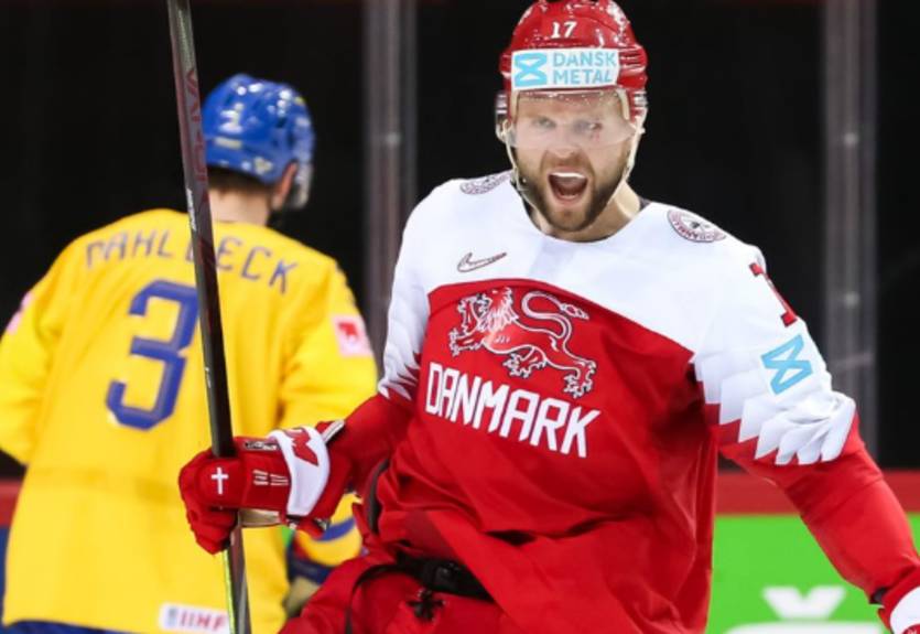 Дания - Швеция 4:3 видео шайб и обзор матча ЧМ по хоккею