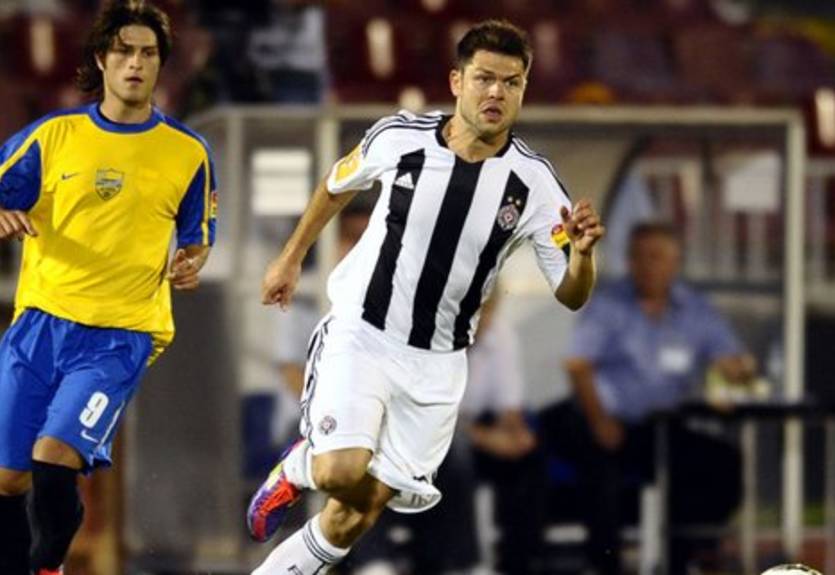 Говерла усилилась сербским защитником