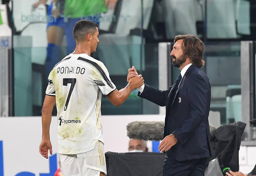 "Спасибо, маэстро": Роналду трогательно попрощался с Пирло