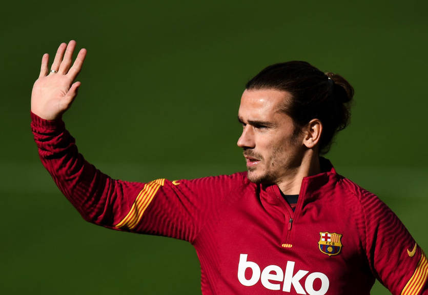 Барселона планирует устроить масштабную чистку состава