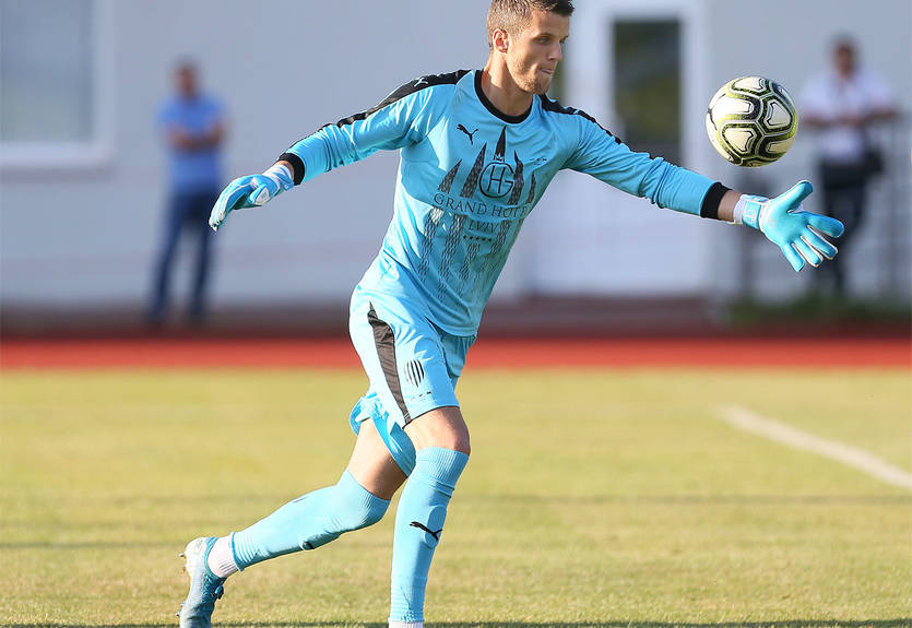 Голкипер Мысак покидает Рух