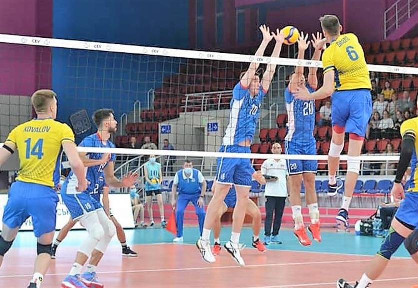 Украинские волейболисты обыграли Словакию в матче Золотой Евролиги Украинские волейболисты обыграли Словакию в матче Золотой Евролиги