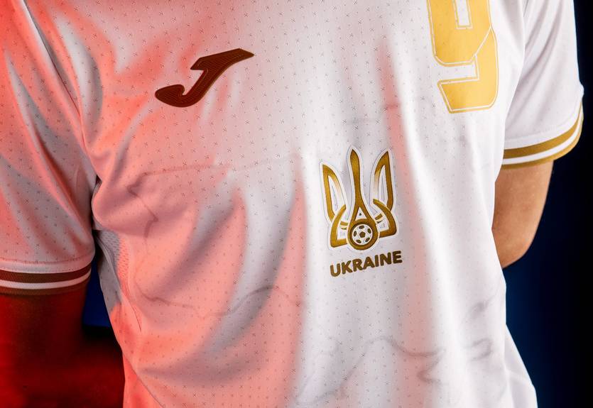 В России могут лишить свободы на четыре года за ношение новой формы сборной Украины В России могут лишить свободы на четыре года за ношение новой формы сборной Украины