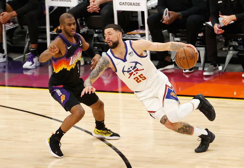 НБА: Финикс разгромил Денвер во втором матче серии