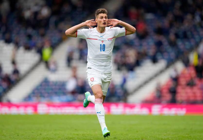 Шик - лучший игрок матча Чехии с Шотландией