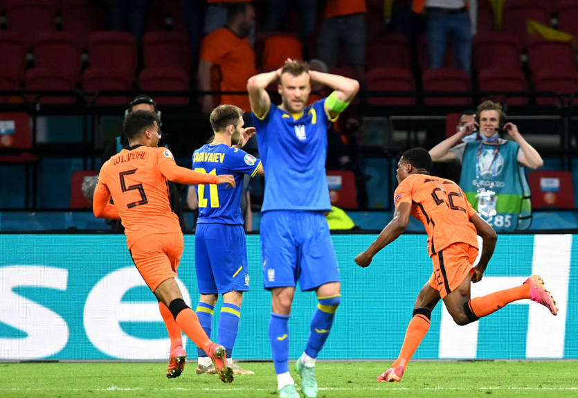 Карикатурист сравнил матч Нидерланды - Украина с американскими горками