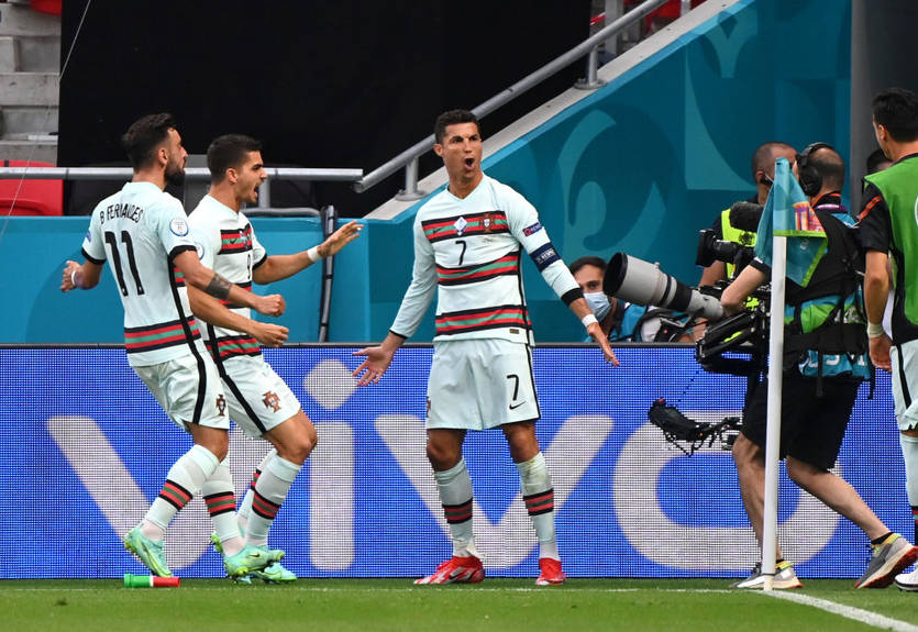 Дубль Роналду и самострел Хуммельса: все голы дня на Евро-2020