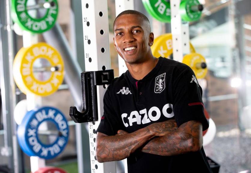 Эшли Янг покинул Интер и вернулся в бывший клуб