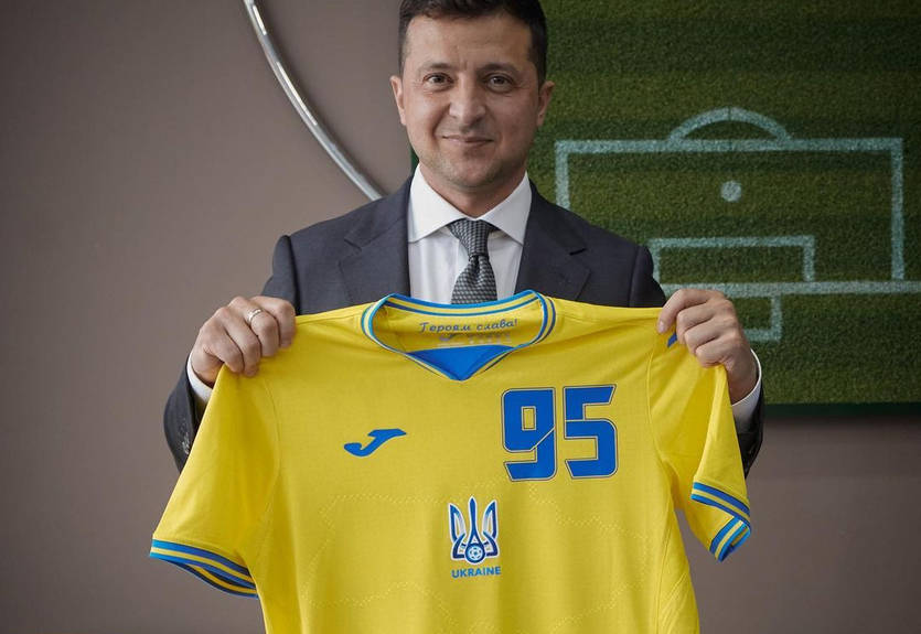 Зеленский - о победе Украины: Гордимся нашей сборной