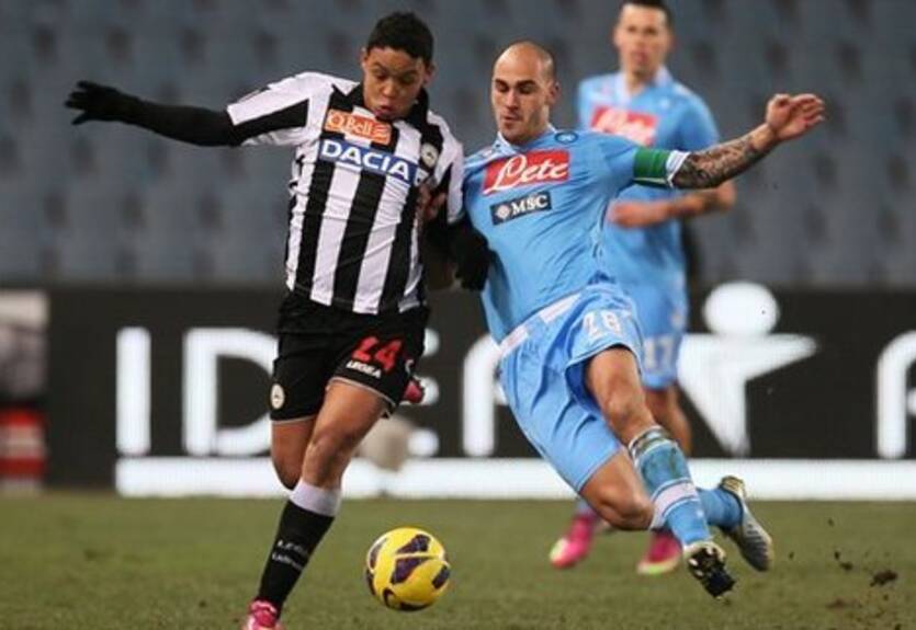 Наполи не сумел обыграть Удинезе, Лацио обходит Милан