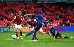 Италия - Австрия 2:1 видео голов и обзор матча Евро-2020