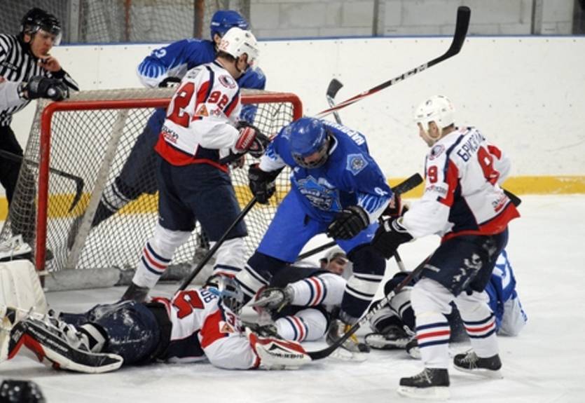 ПХЛ. Компаньон дожимает Сокол