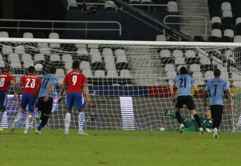 Уругвай - Парагвай 1:0 видео гола и обзор матча Кубка Америки Уругвай - Парагвай 1:0 видео гола и обзор матча Кубка Америки