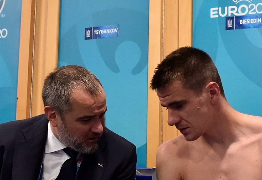 УАФ планирует организовать Беседину с женой поездку на матч Украина - Англия