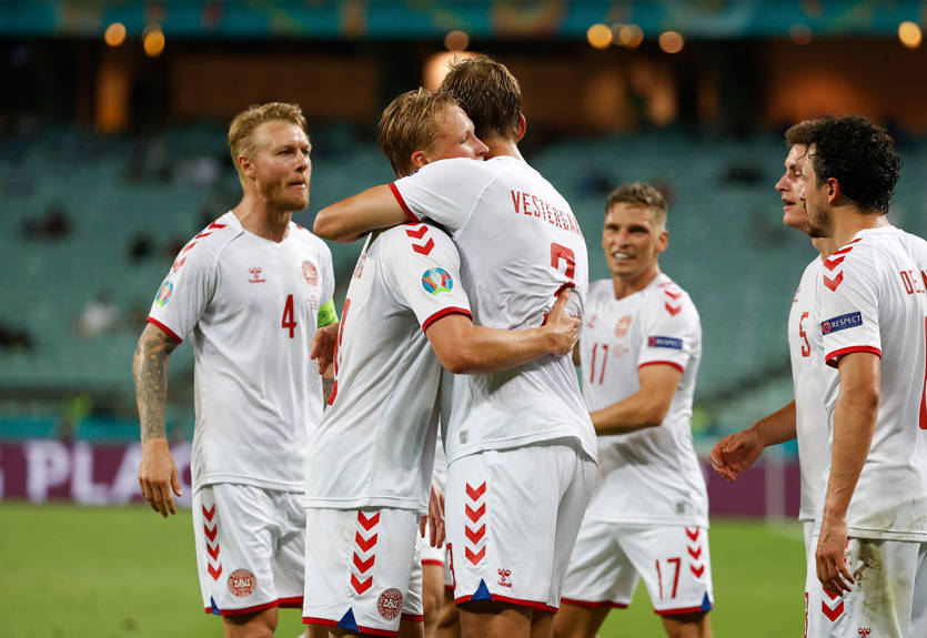 Дания в напряженном матче обыграла Чехию и вышла в полуфинал Евро-2020