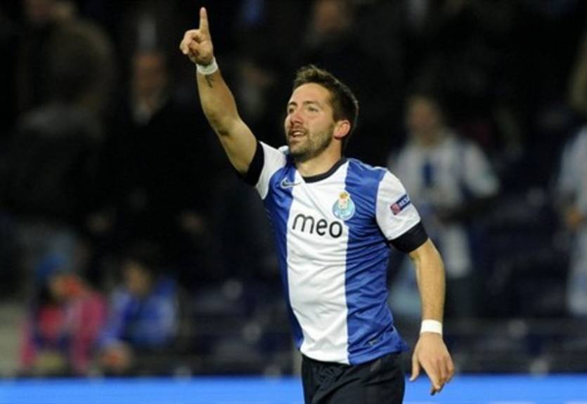 Порту минимально побеждает Малагу