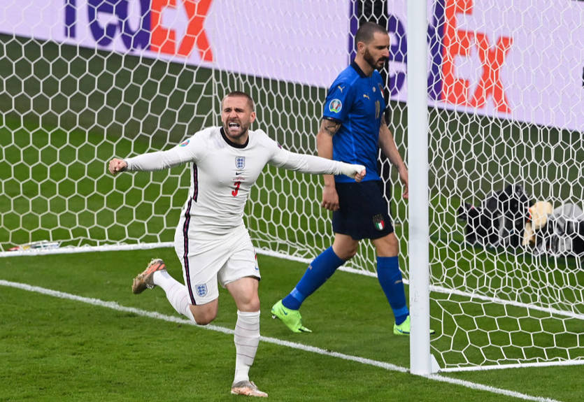 Шоу открыл счет в финале - это его четвертое результативное действие на Евро-2020 Шоу открыл счет в финале - это его четвертое результативное действие на Евро-2020