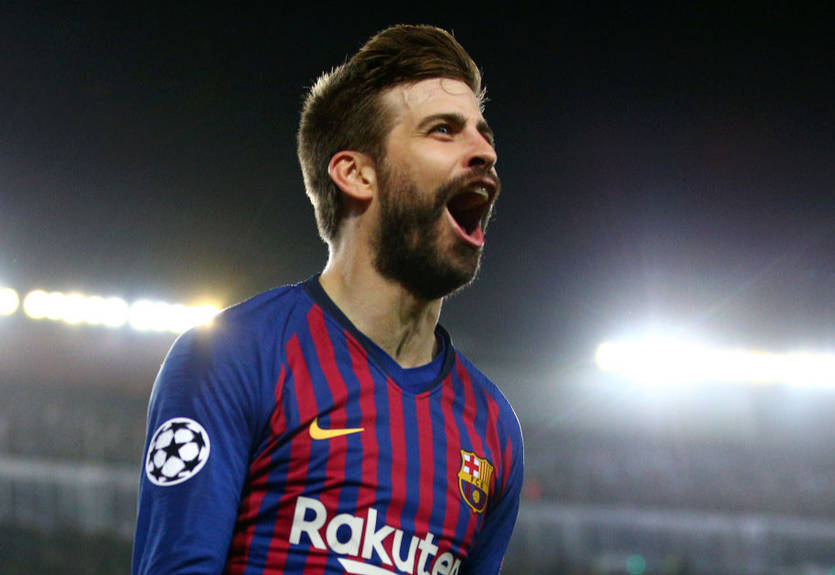 Пике и Касильяс жестко "подкололи" друг друга в соцсетях