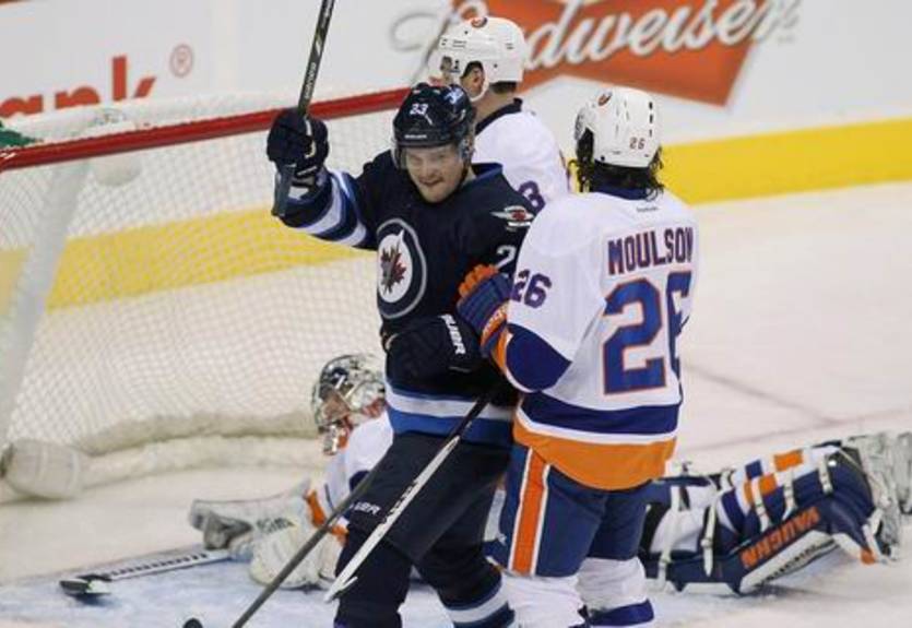 НХЛ. Поникаровский возвращается в Нью-Джерси