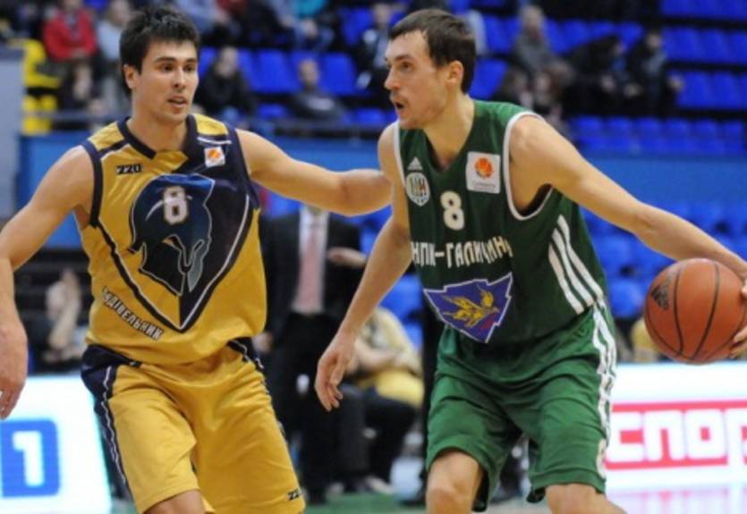 PowerRankings.ua. На переднем фронте без перемен