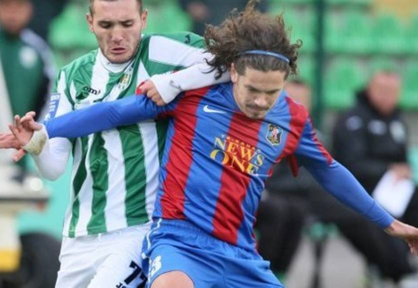 Днепр и Крылья Советов претендуют на Флореску