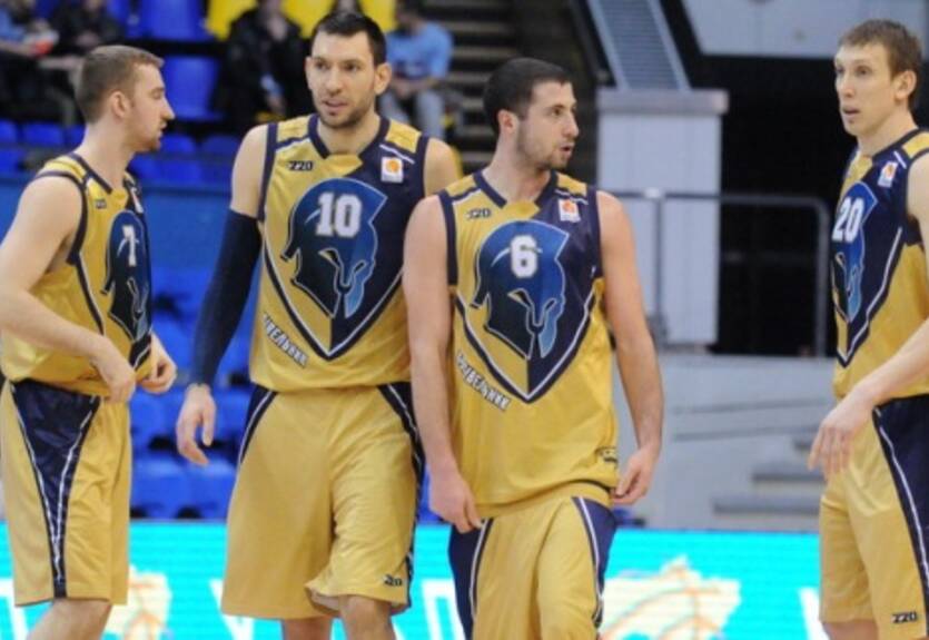 Суперлига. Будивельник уничтожил Политехнику