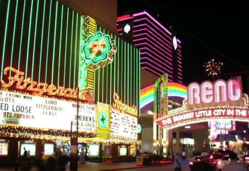 НФЛ. Рэмс подбирают Янга, Святые ищут координатора защиты