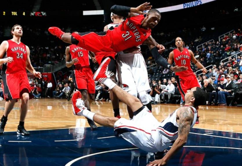 НБА. Уверенные победы Бостона, Сан-Антонио и Нью-Йорка, поражения Нетс и Лейкерс