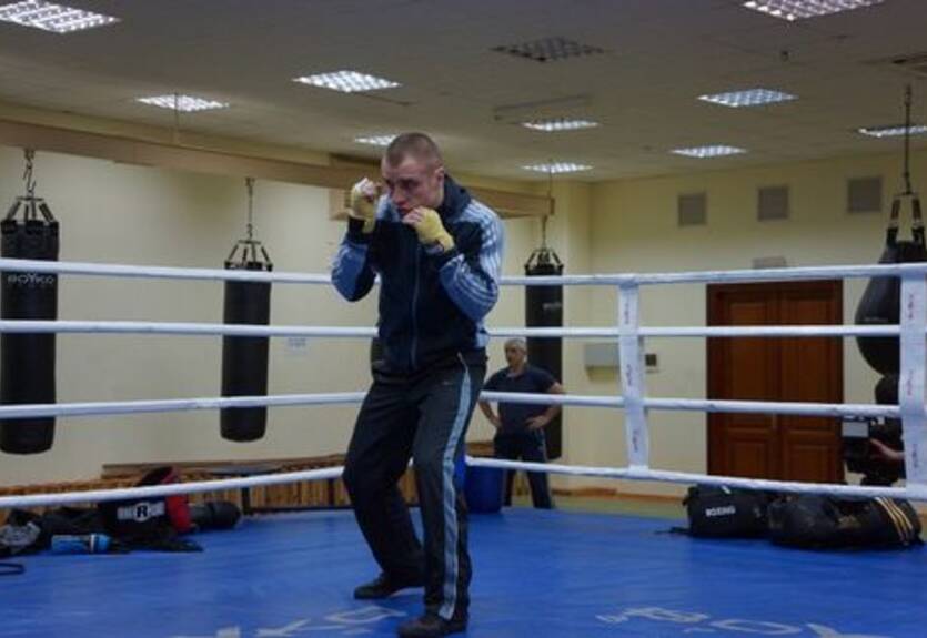 Бурсак: "Надо побеждать нокаутом"