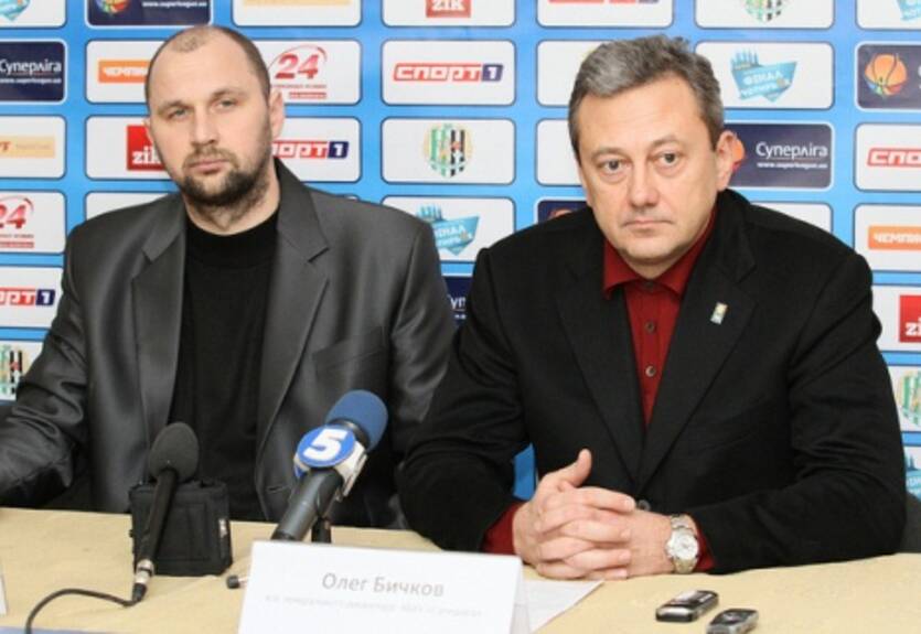 Бычков: "Кубок Суперлиги не должен храниться на складе!"