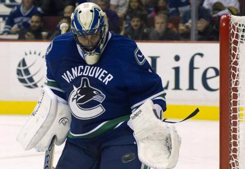 НХЛ. Ванкувер близок к обмену Люонго