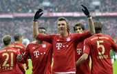 Бавария и Байер с победы начинают второй круг