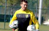 Заря берет на сбор молдавского голкипера