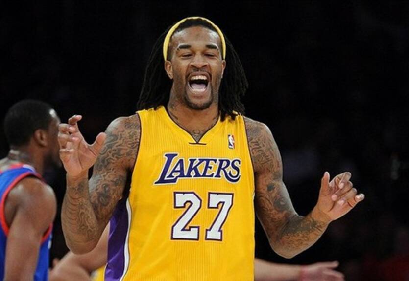 НБА. Хиллу советуют перенести операцию