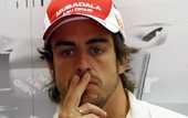 Формула-1. Алонсо не реагирует на провокации