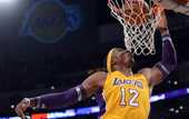 НБА. Лейкерс: травма у Ховарда