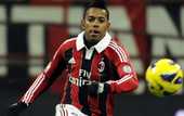 Робиньо остается в Милане