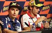 MotoGP. Лоренсо: &quot;В этот раз стены между мной и Росси не будет&quot;