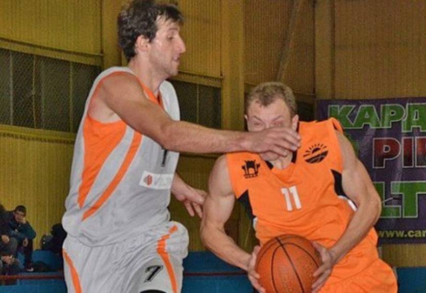 Высшая Лига. Ничья в битве титанов