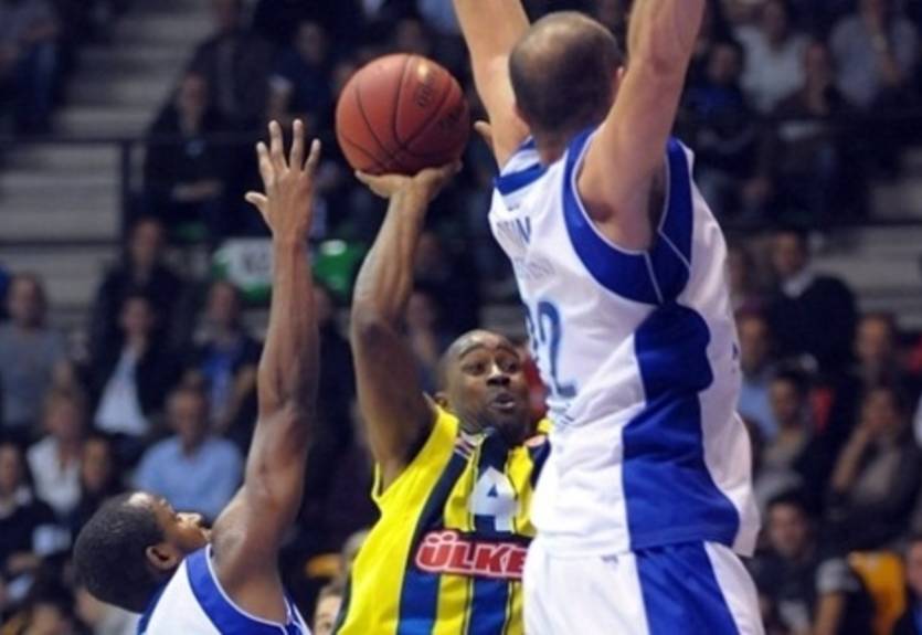 Евролига. ЦСКА бьет Барсу, Фенербахче и Бамберг идут дальше