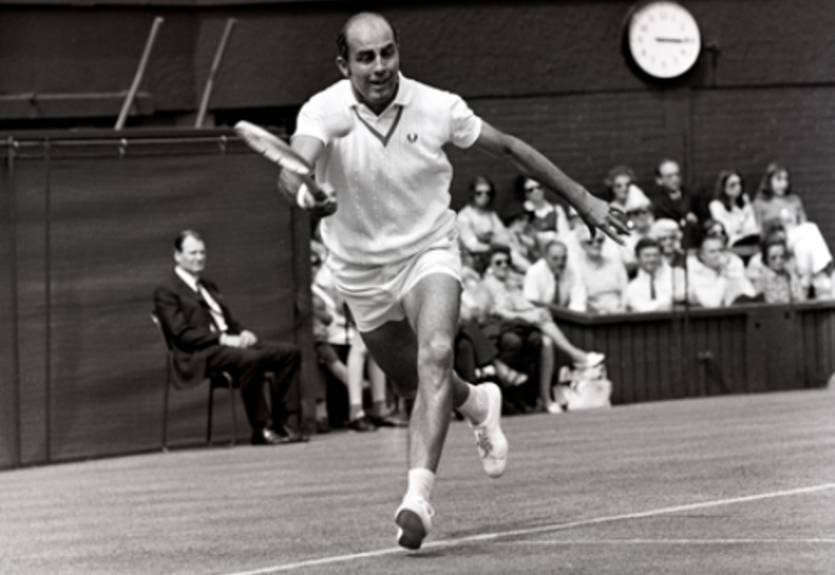 Боб Хьюитт ответил на обвинения в изнасиловании