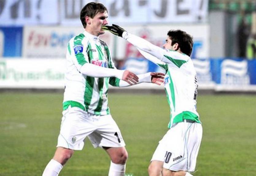 Карпаты завершают год победой