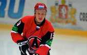 КХЛ. Автомобилист расстался с Заварухиным