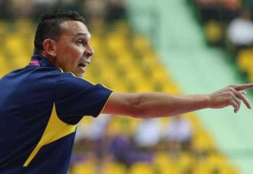 Футзал. Тренер Колумбии: "С Украиной мы закроемся на своей половине"